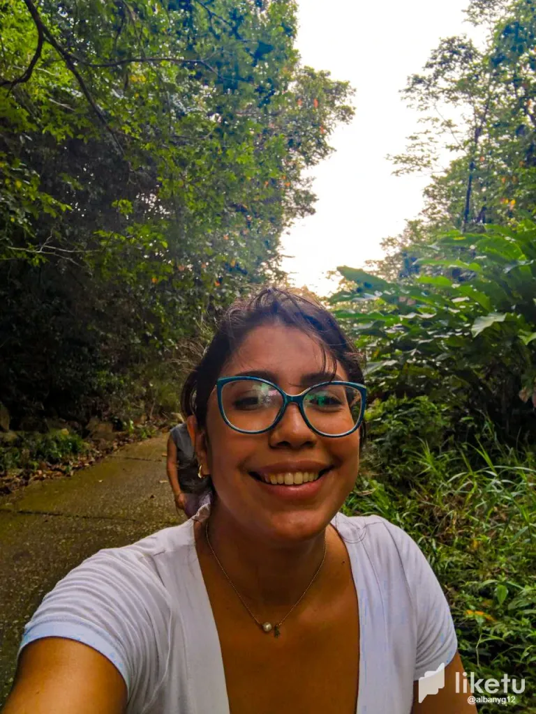 clvbqnk1s00244lsz2tueg4hi_fotos_9_of_9.webp