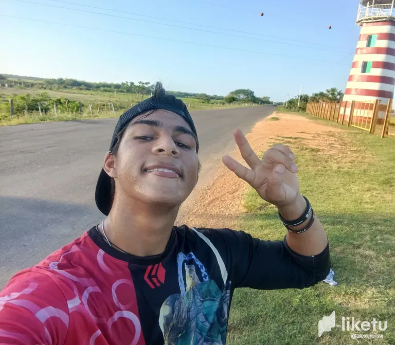 LTTZHFNuBoyR4deE_WhatsApp_Image_2024-10-27_at_7.42.53_PM.webp
