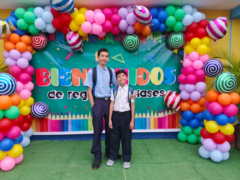 82eCypVNlrae77nc_1000236257.webp