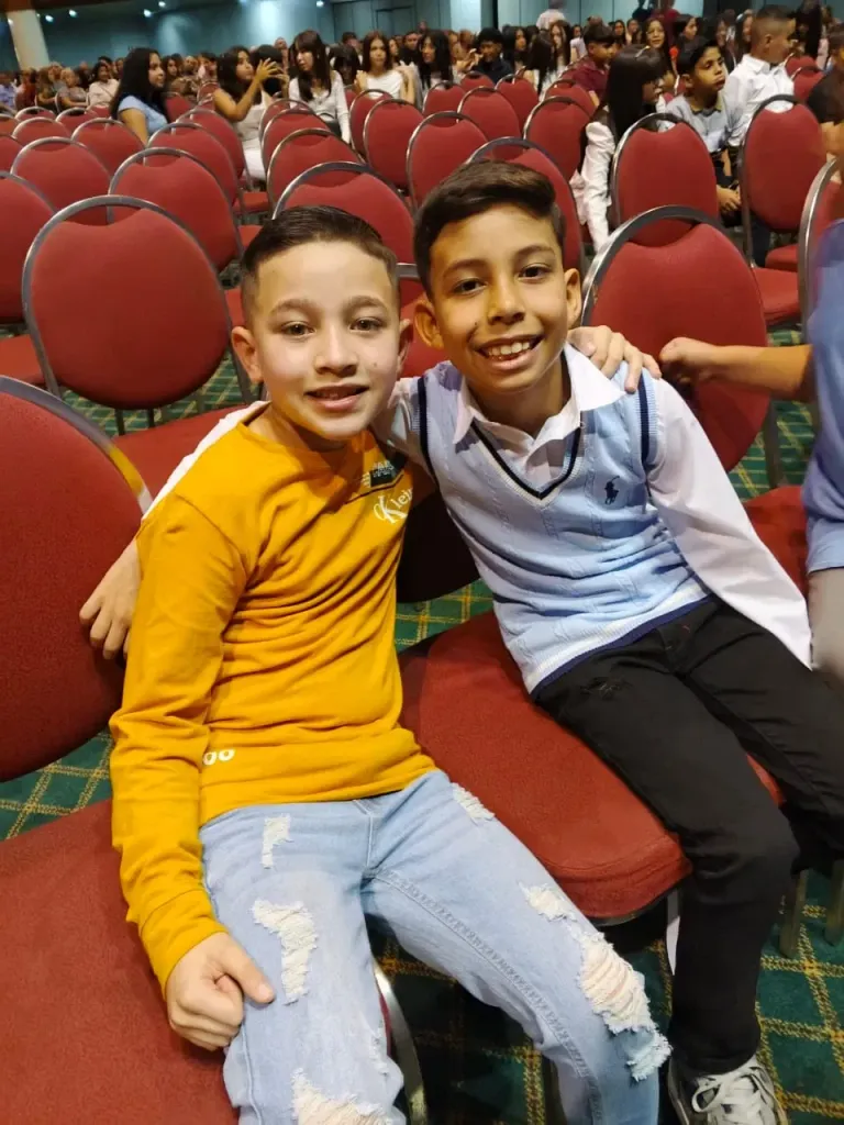 GQNwfgnDxUpvczSS_1000191645.webp