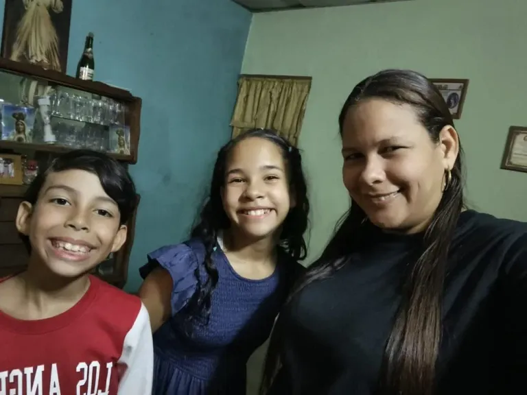 LjfXXkLvGafjrw3Y_1000050818.webp