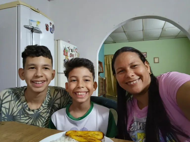 N3IwK8VdRtwcSahC_1000172541.webp