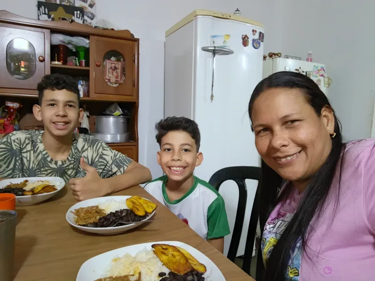 tR5K0951aJr7mNAb_1000172516.webp