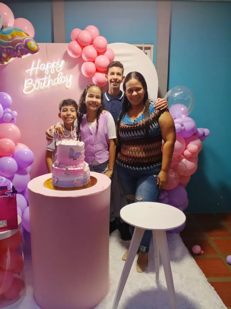 uJSXc4Lnw7cBSSks_1000183801.webp