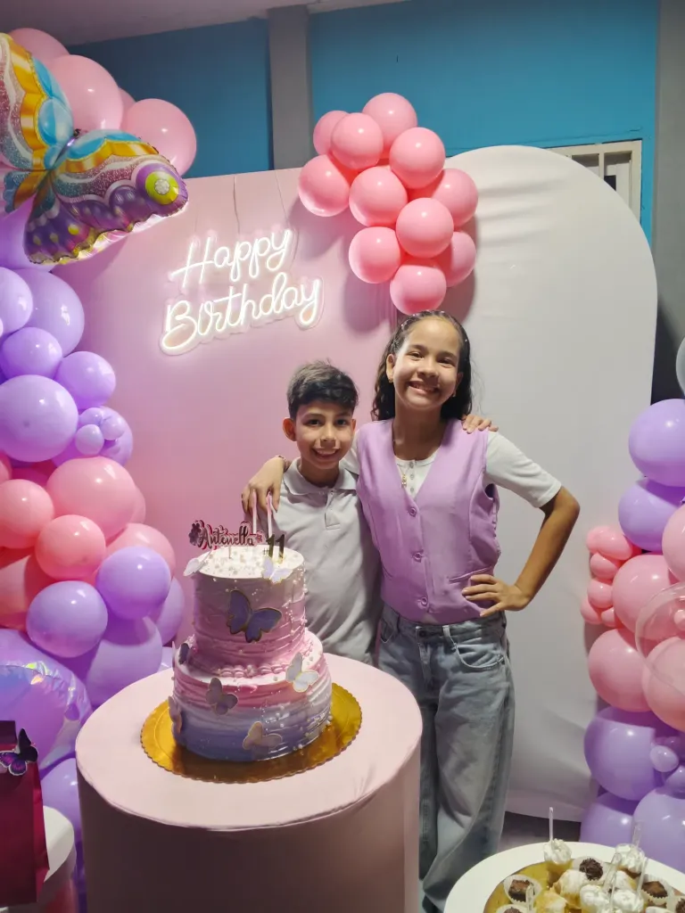 zswLeiWcoJQnCouS_1000198217.webp