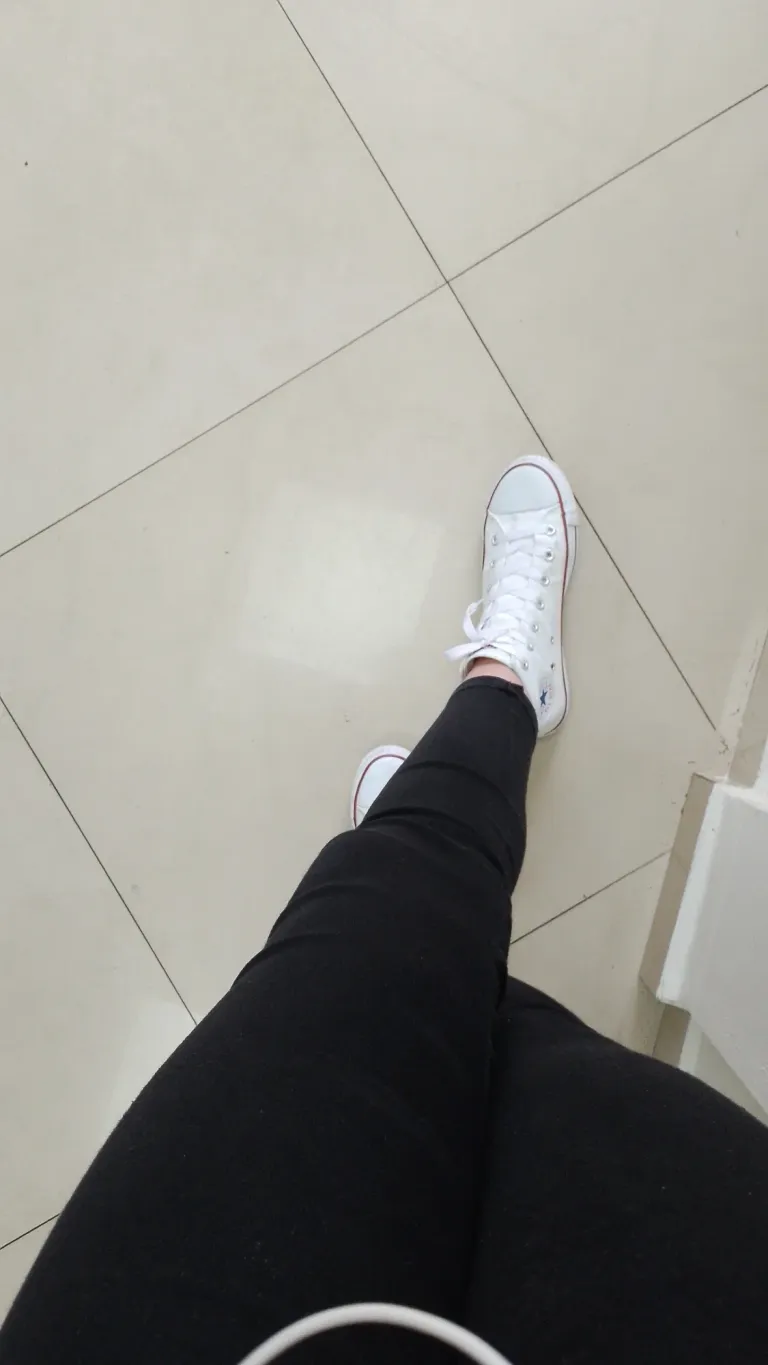 DcPdTXZp3VAUxjpW_1000212104.webp