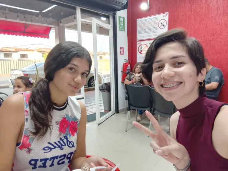 WxQcb0hCDbxxyy8T_1000348574.webp