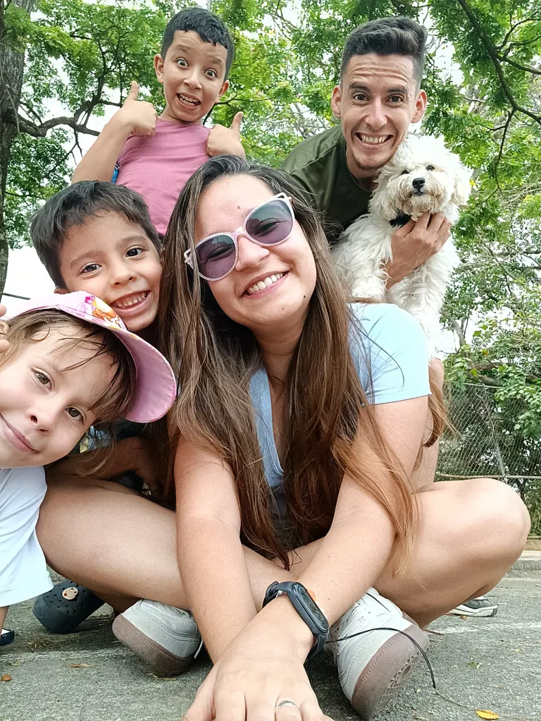 V2vYJfZVIGNvKVNy_1000203504.webp