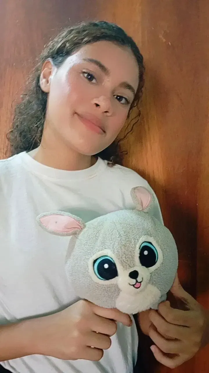 LbywFdqySS4rzW02_1746288368799.webp