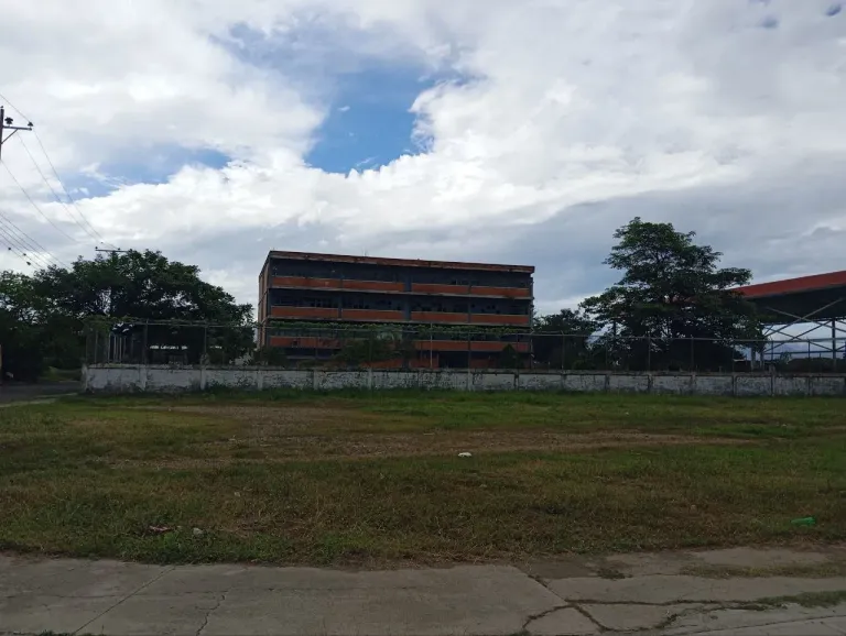 Wnch0gKubf2uguv1_liceo1.webp