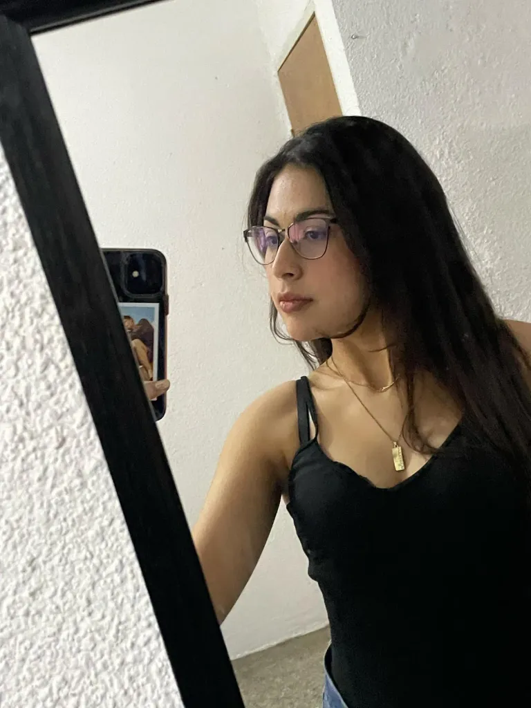 jlrbZvCgGDz31hKn_1000226435.webp
