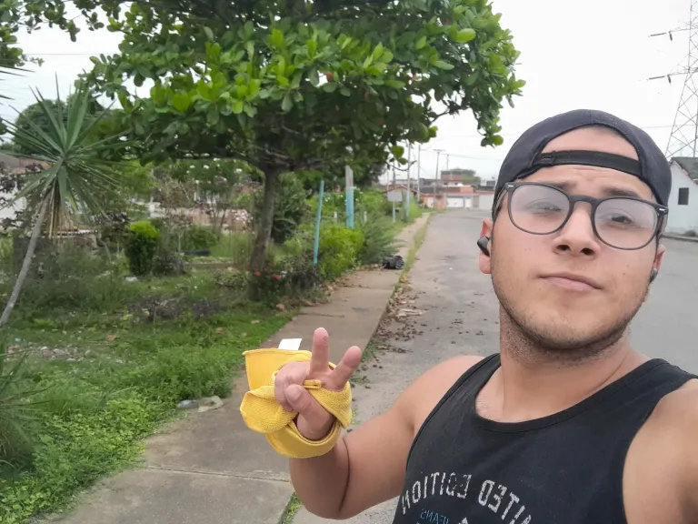 VJsnYiWWPquAh5dI_IMG_20250531_204056_525.webp
