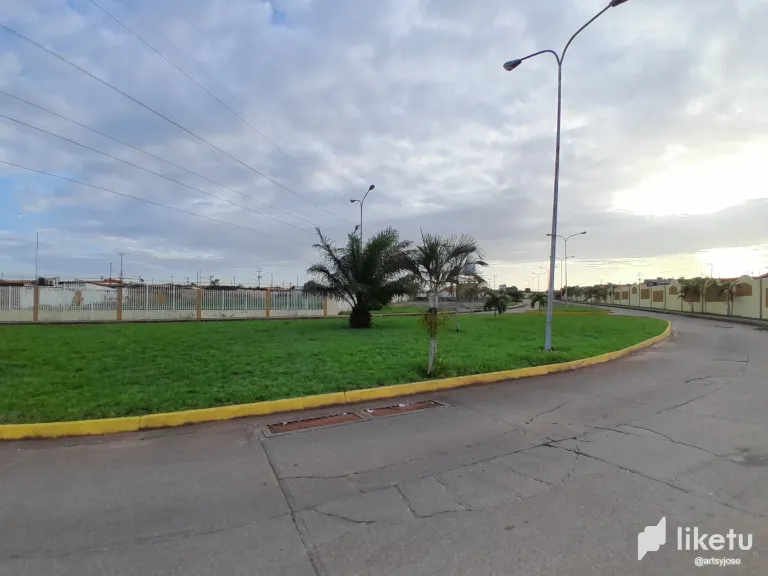 dF4x4tjE1IKIqLbp_20250523_174035.webp