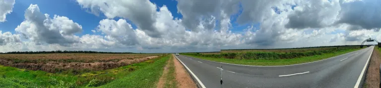 4CwazgnKlFWnfzQe_1000379800.webp