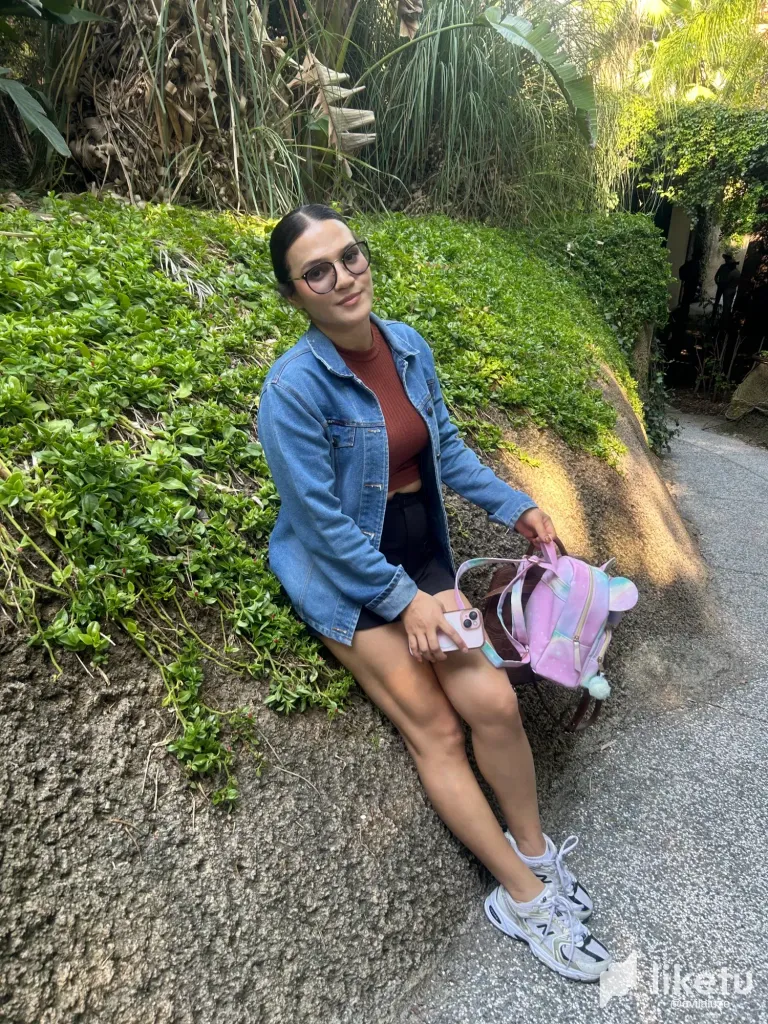 🐾 A Day at the Zoo… But First, Me / Un Día en el Zoológico… Pero Primero, Yo