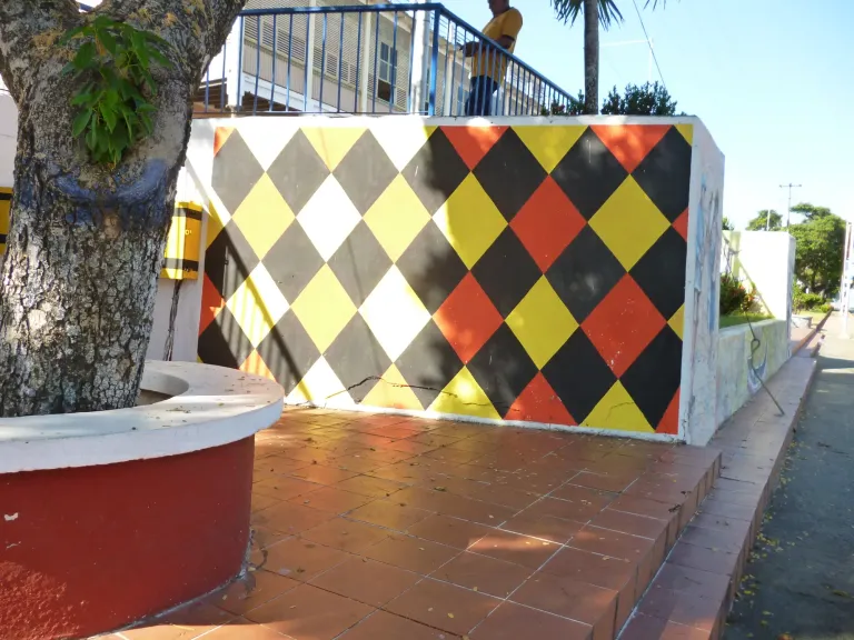 8BrqDfySswr9mLqI_P1330147.webp
