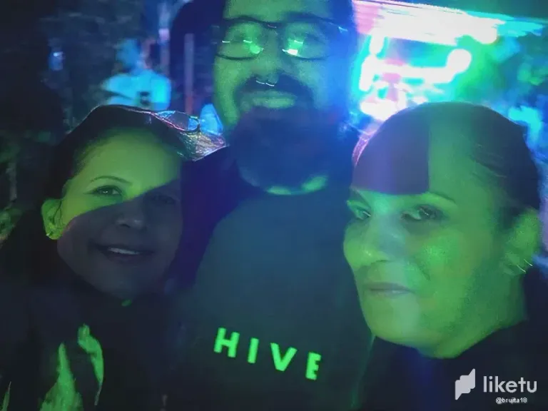 rT9rW5KoVuJDXqMI_1748025638689.webp