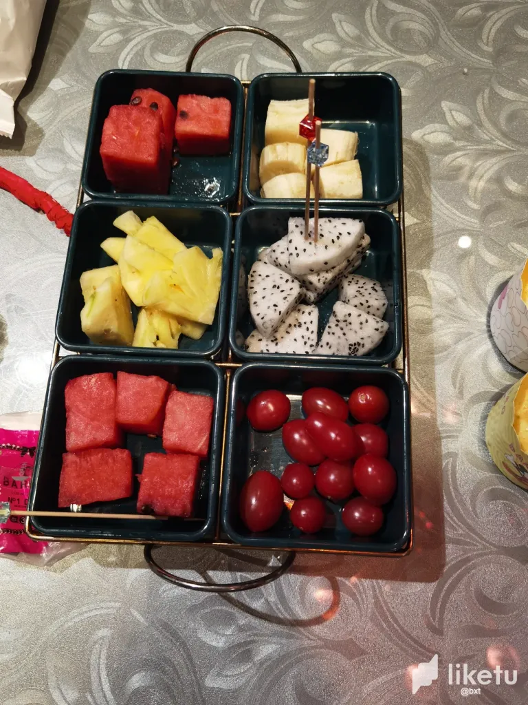 nmQpLeWhJNMGrn4R_fruit.webp