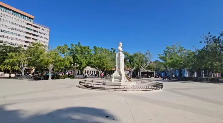 E3gscK6wK6gRSDr7_1000226562.webp