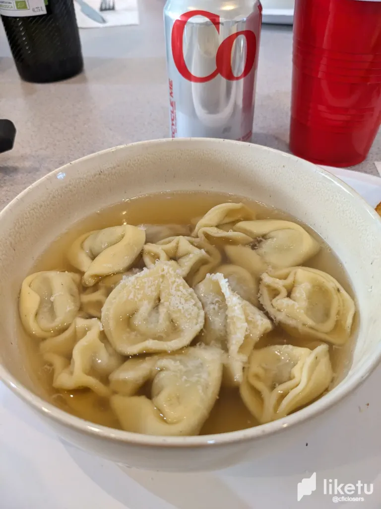 cltemf96g005zsusz3cr28rk5_sausage_in_beef_stock.webp