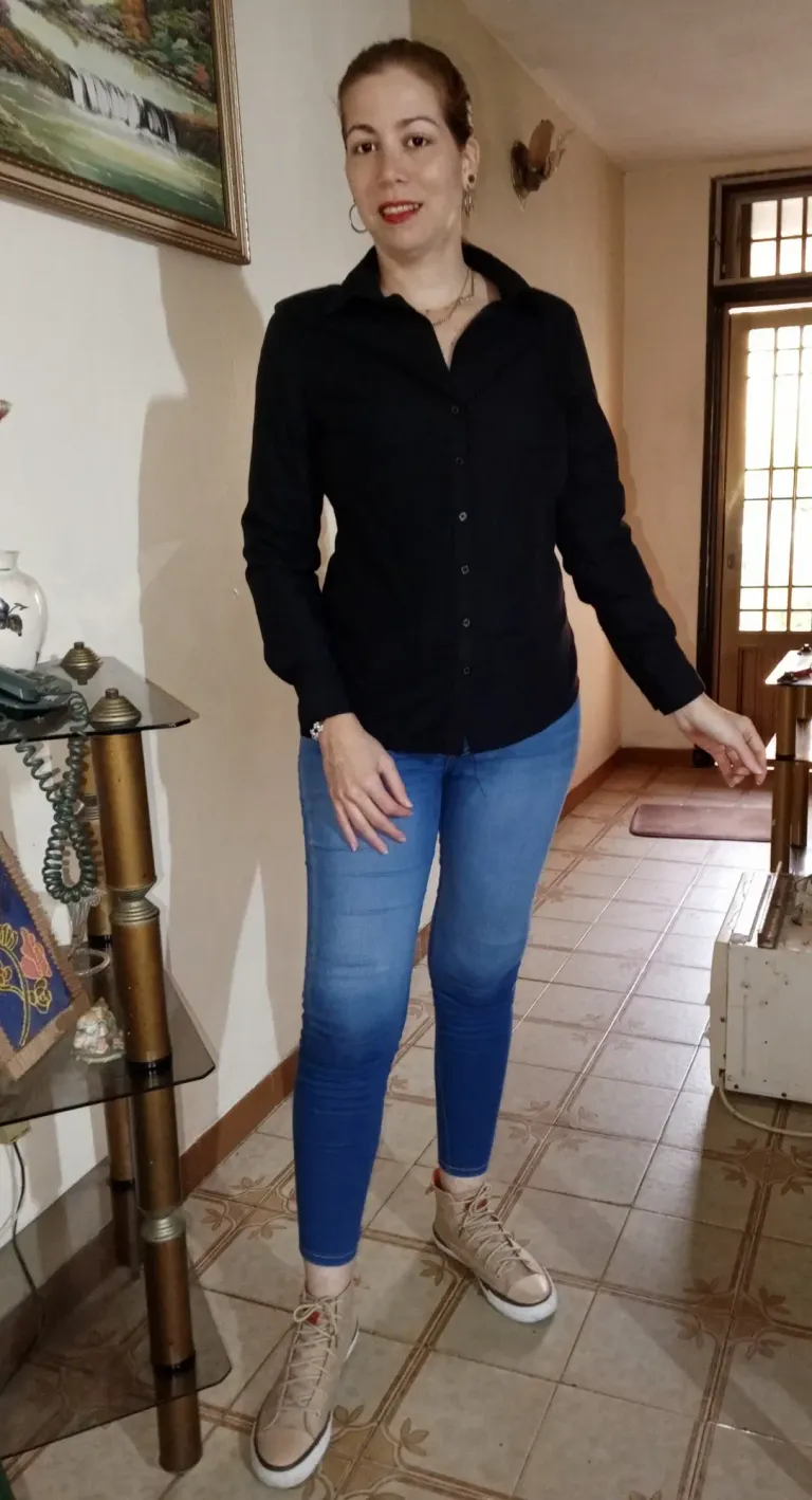 OQ9jGJQ25OSeOtWQ_GridArt_20240815_102157190.webp