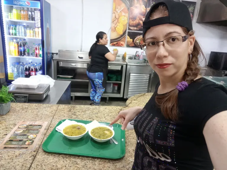 nT3NyYqQglKD05ar_GridArt_20240809_153822203.webp