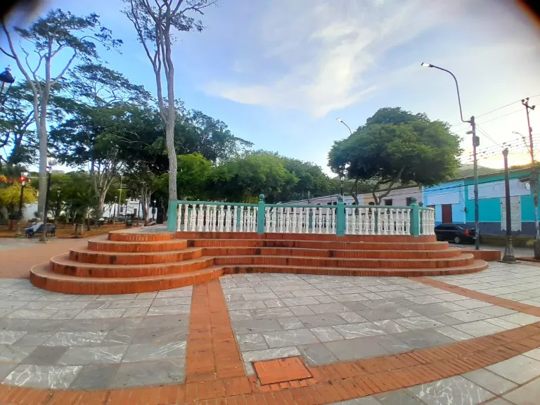 Ti5L6X57oJ2CpNr2_20250316_174843.webp