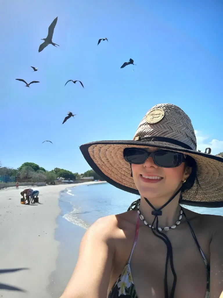 mSGeop7bSRM3fj8W_BeautyPlus_20250710221454279_save.webp