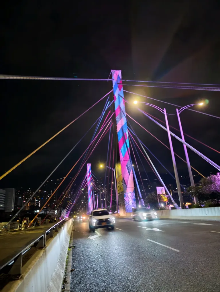 pG8BHzuthtAn1HOK_1000142292.webp