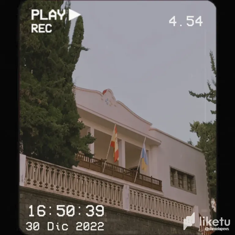 clcgoca93001j19szbs4j0fz3_10.webp