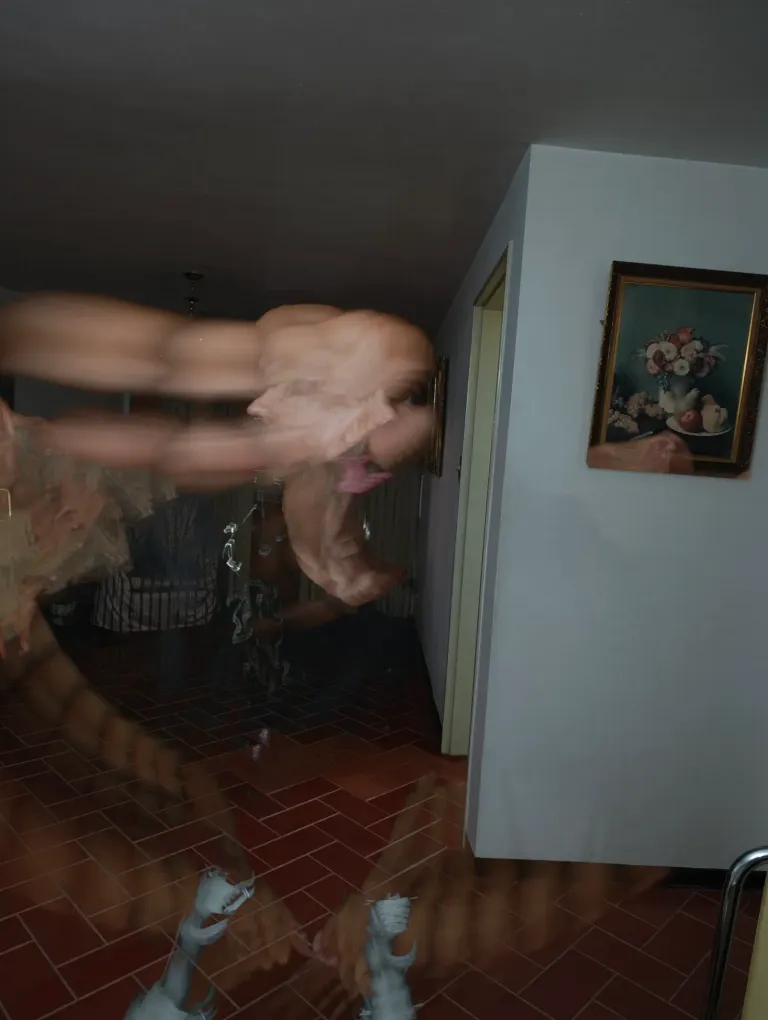 LWrXVZHZ4kfwFFyg_1000009216.webp