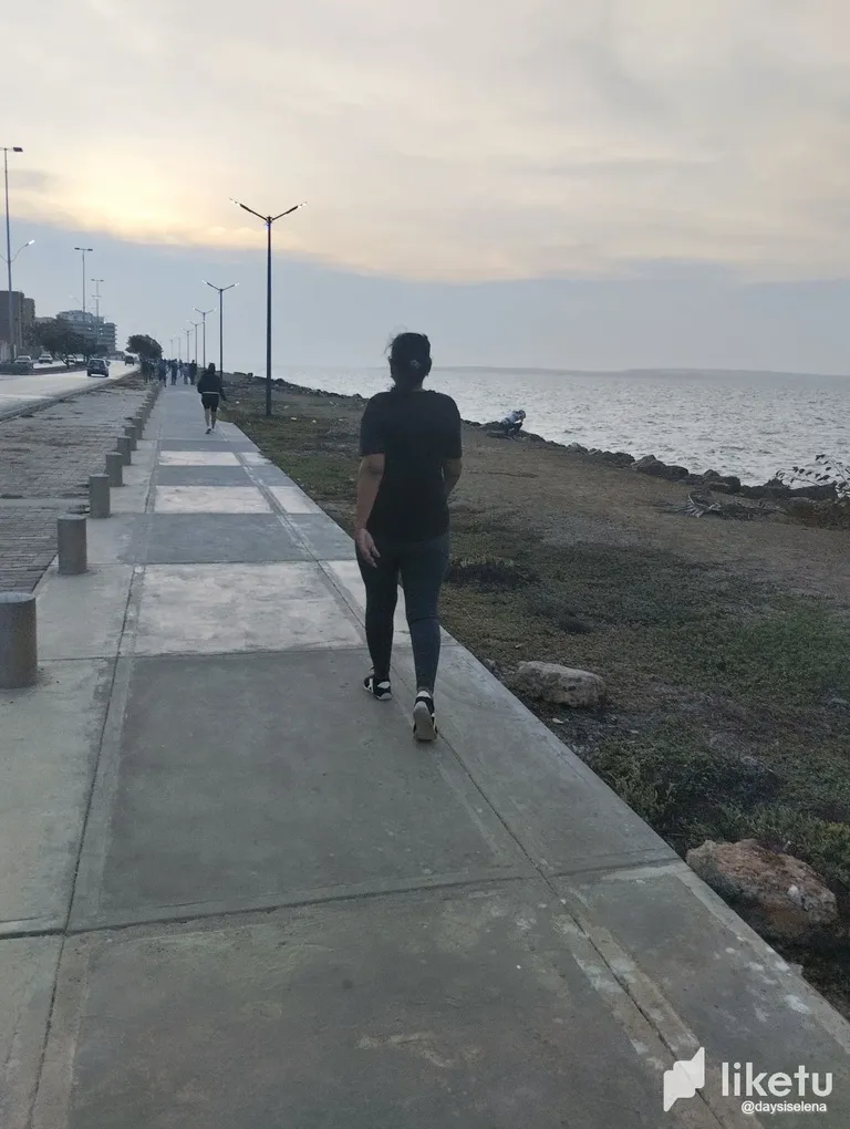 clgntwsnt026w4aszb1ew9jga_caminando7.webp