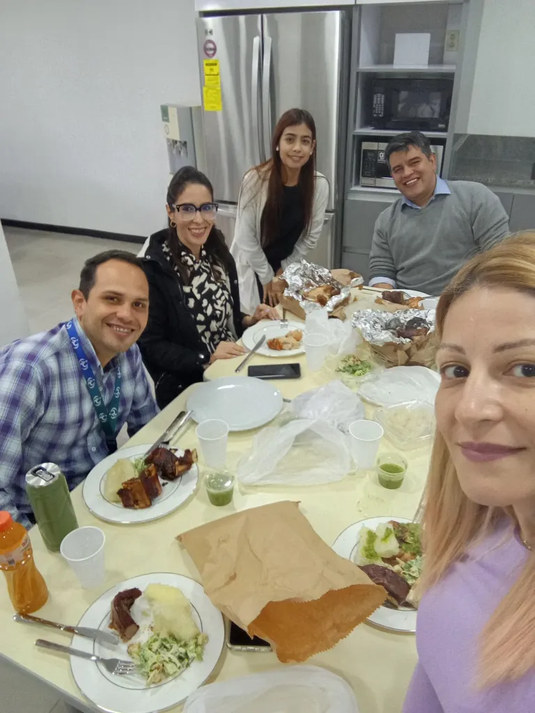 XKhkLQVni4XLJqI0_1000082994.webp