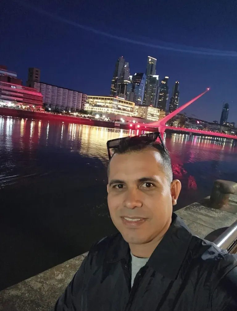 ecIcoxuQdp2dKHN8_pm4.webp