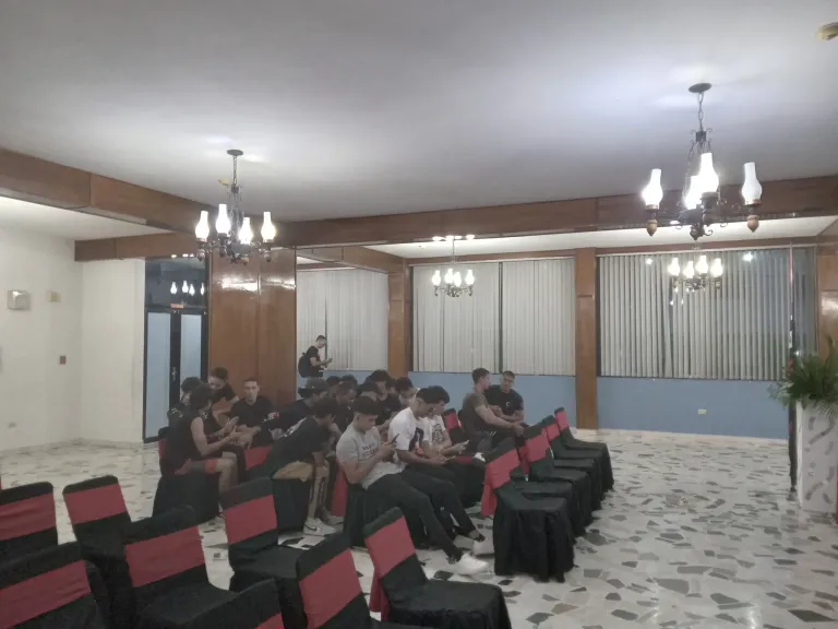 FftZemchPKFzPNwd_20250802_185238240.webp
