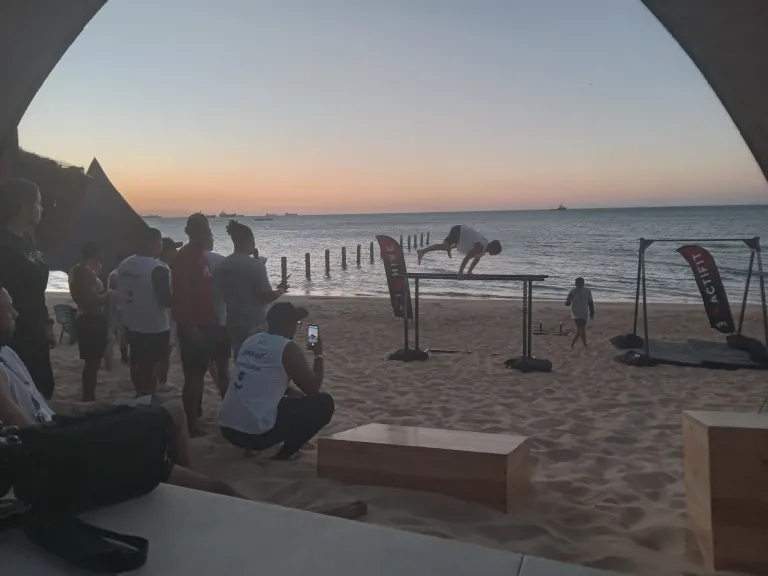d6fKrZFAwIWYtnBQ_20250308_185618849.webp