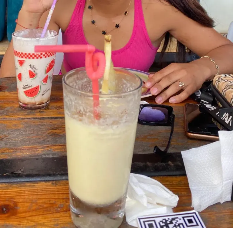 LtbsbUyM0W846slo_1000042183.webp