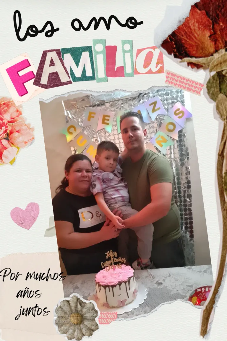 xW2R8jEl0eBflu9t_Red_Festive_Christmas_Photo_Collage_10.webp