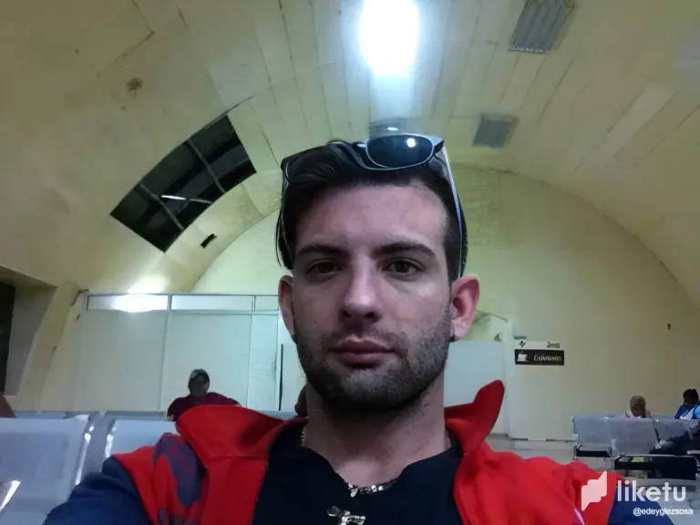 clmqpbe9v033t3tszhbpm4icu_1695148337365.webp
