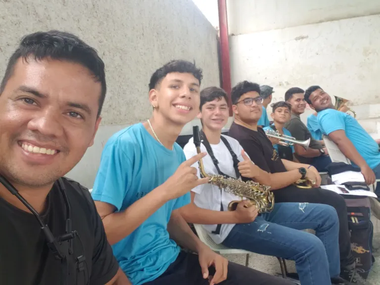 MmufUQdgZEqciFNn_20250425_102709.webp