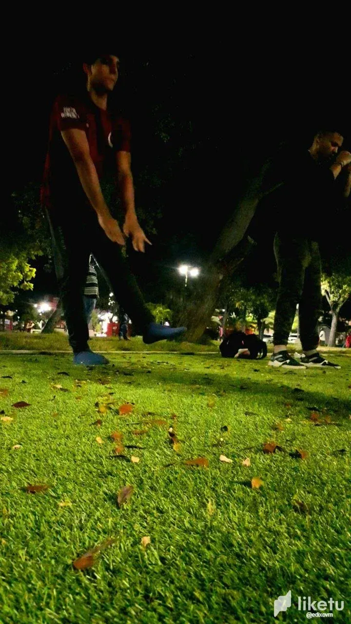 cloq7q5v1008ie2sz7cl403yo_photo_2023-11-08_21-22-10_2.webp