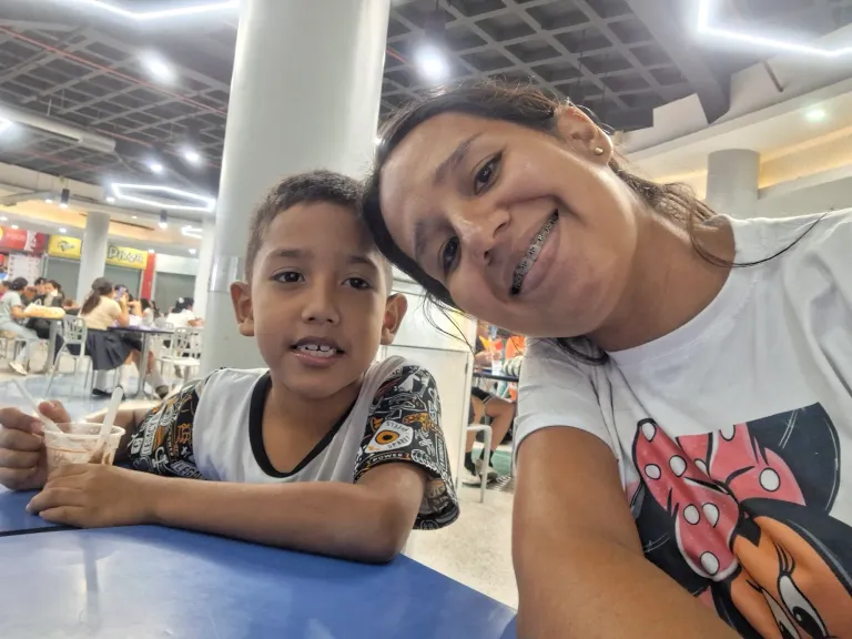 iVLKzLGKF12pPBE9_1000451205.webp