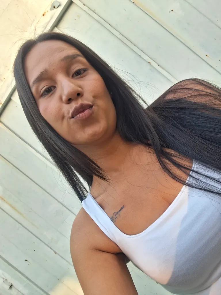 mY5jVxWggwwvTfNw_1000257651.webp