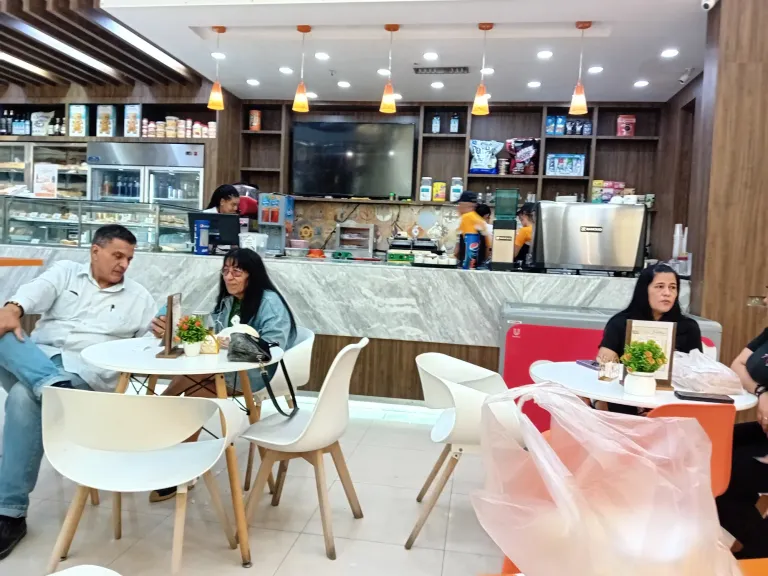 F3PfzrjL335AVf70_20250210_172215.webp