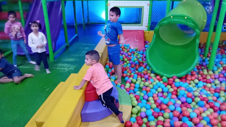 IKE3MpxZL89DFRLI_20250222_171449.webp