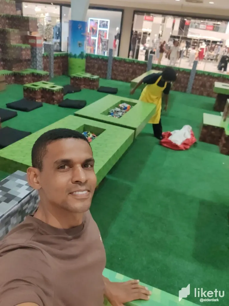 [EN/PT] No mundo dos bloquinhos: Minecraft