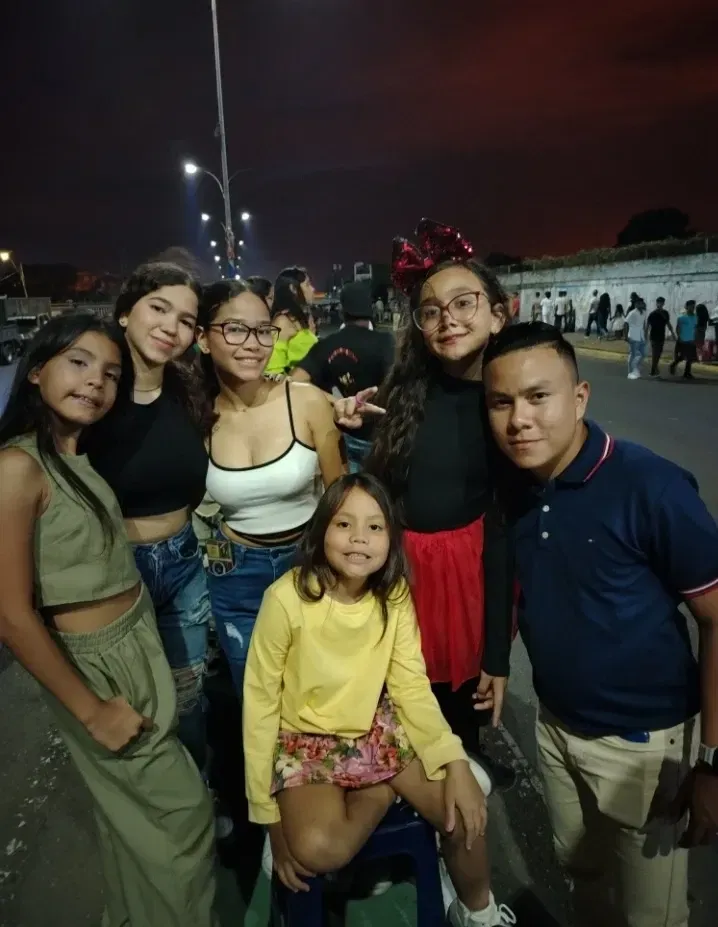 1OzcyRCl3P6wGuqj_1000026578.webp