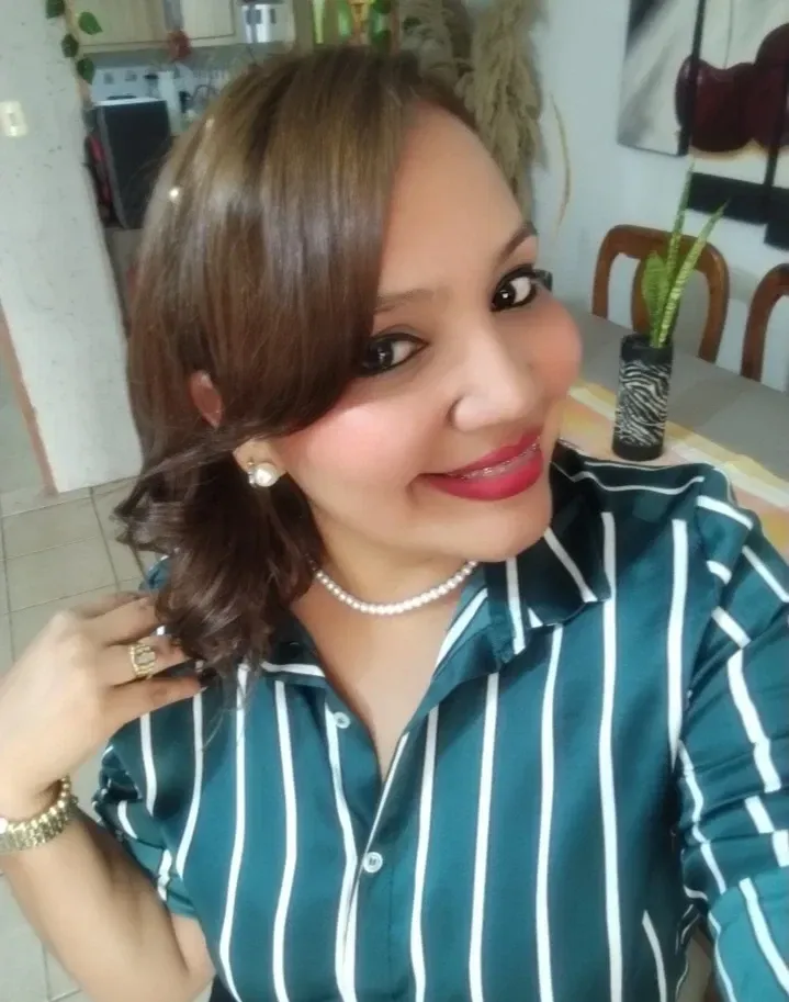 2QFNheUo1Sg9kmZK_1000042584.webp