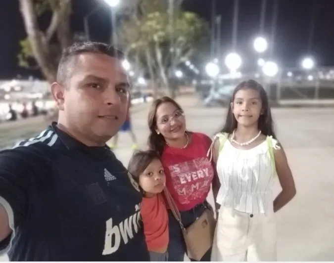 740NWNxQkrQSJd3K_1000031997.webp