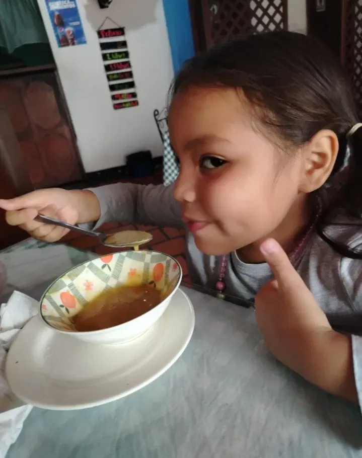 DjtFRj9KIQGAd7uF_1000183894.webp